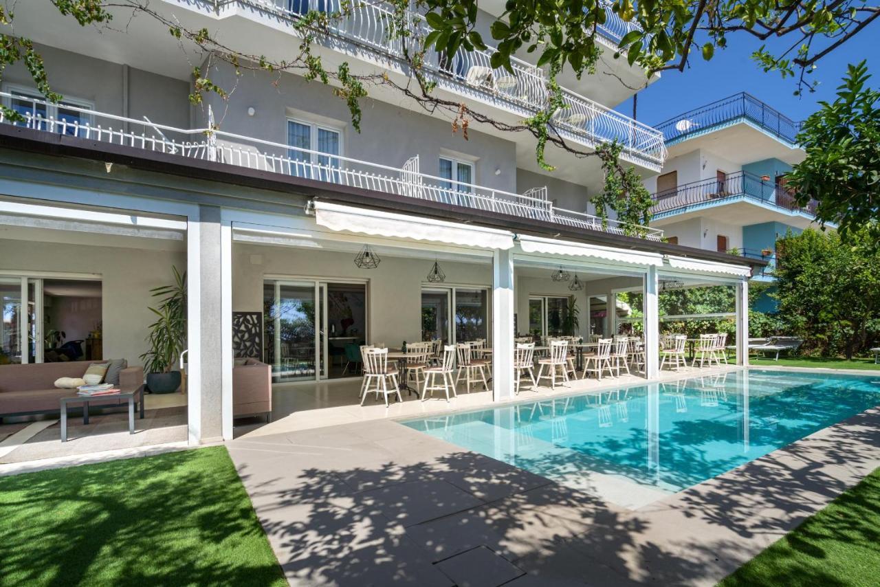Rivage Hotel 4*